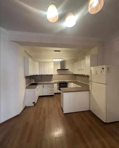 4-комн. квартира, 12 этаж, 180м², Сомони