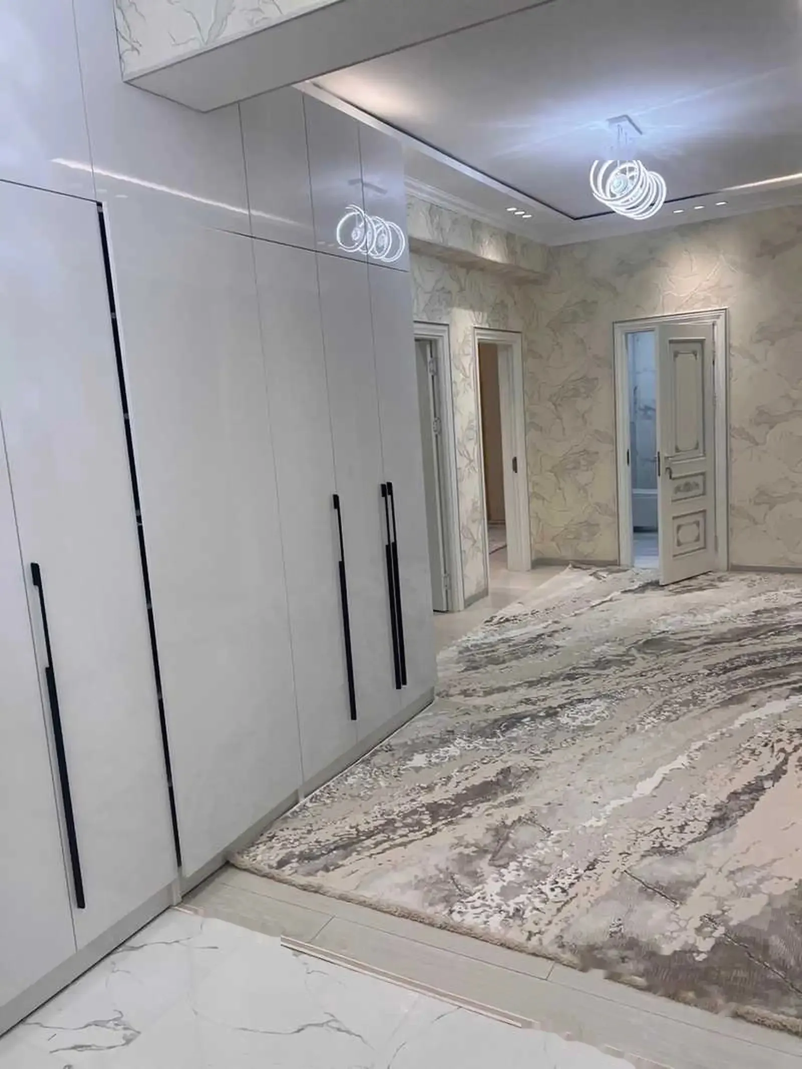 3-комн. квартира, 9 этаж, 140м², И.Сомони Алфемо доми пума