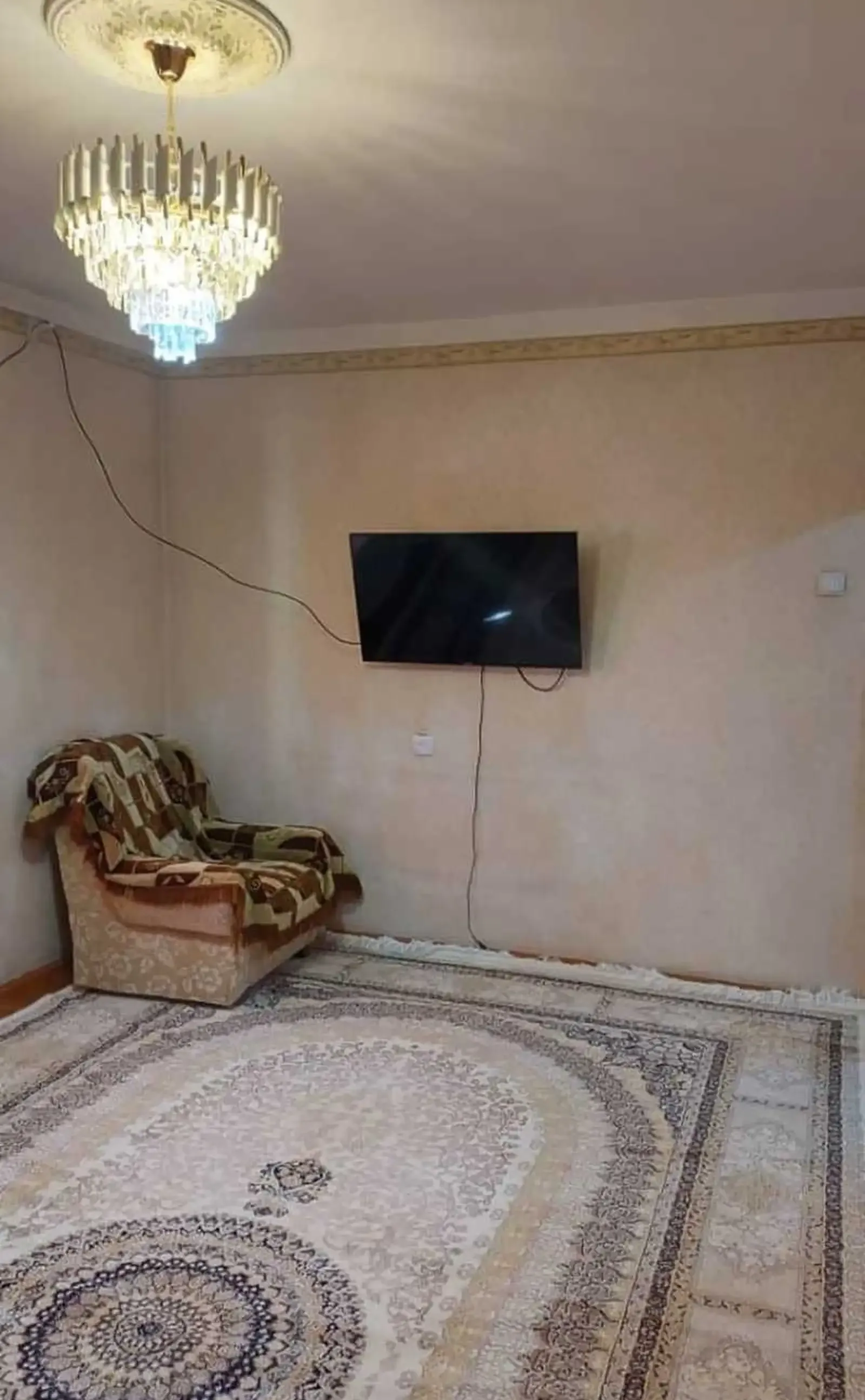 2-комн. квартира, 2 этаж, 75м², И. Сомони, пушти донишгои Славянский