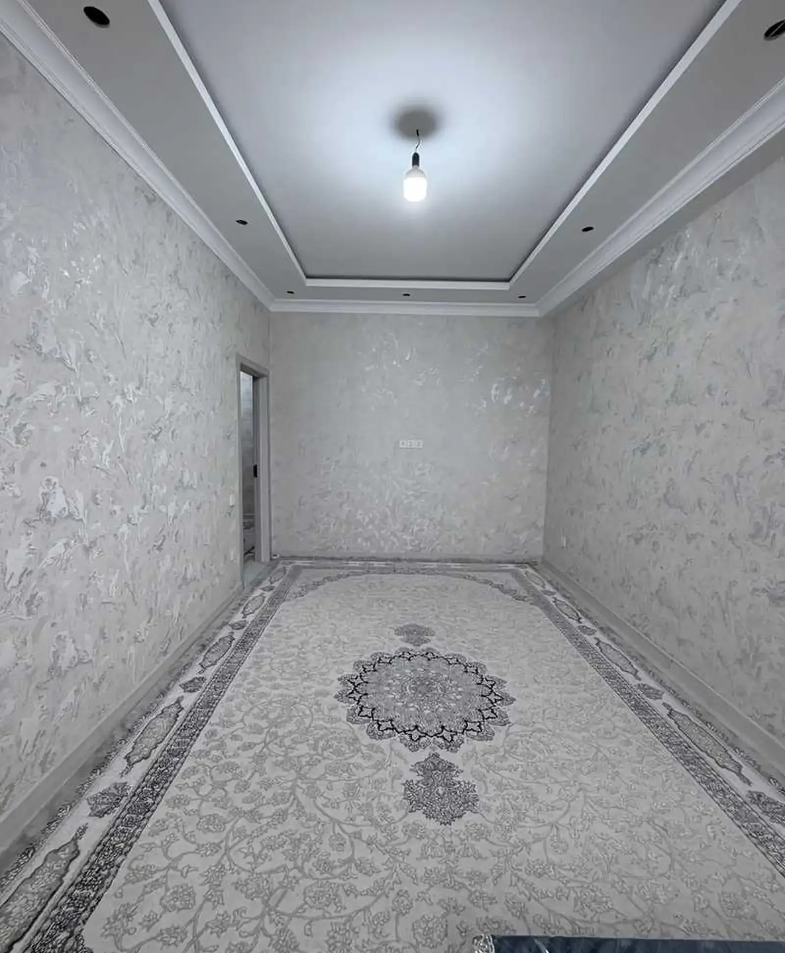 2-комн. квартира, 15 этаж, 47м², чордома