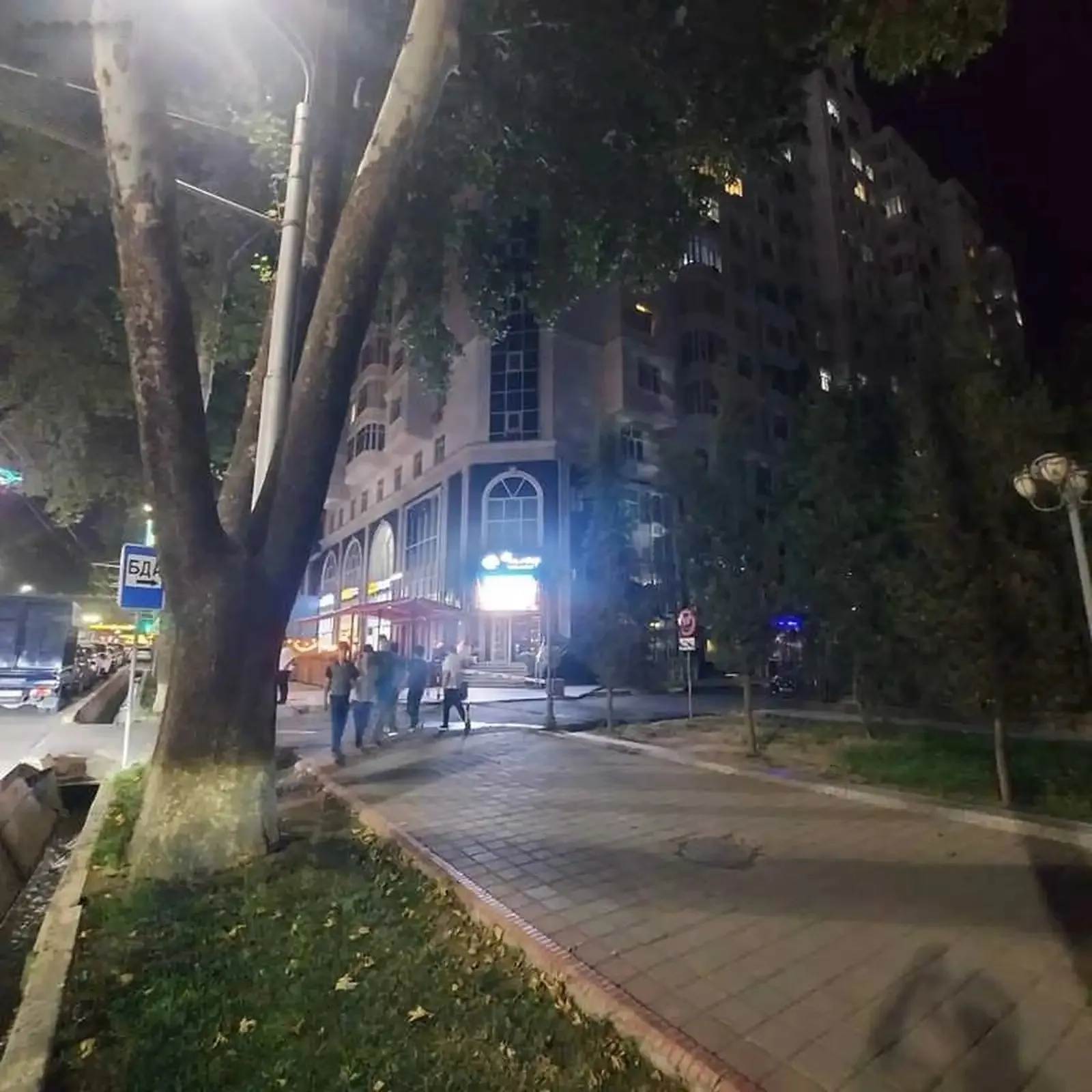 2-комн. квартира, 12 этаж, 75м², 8 март
