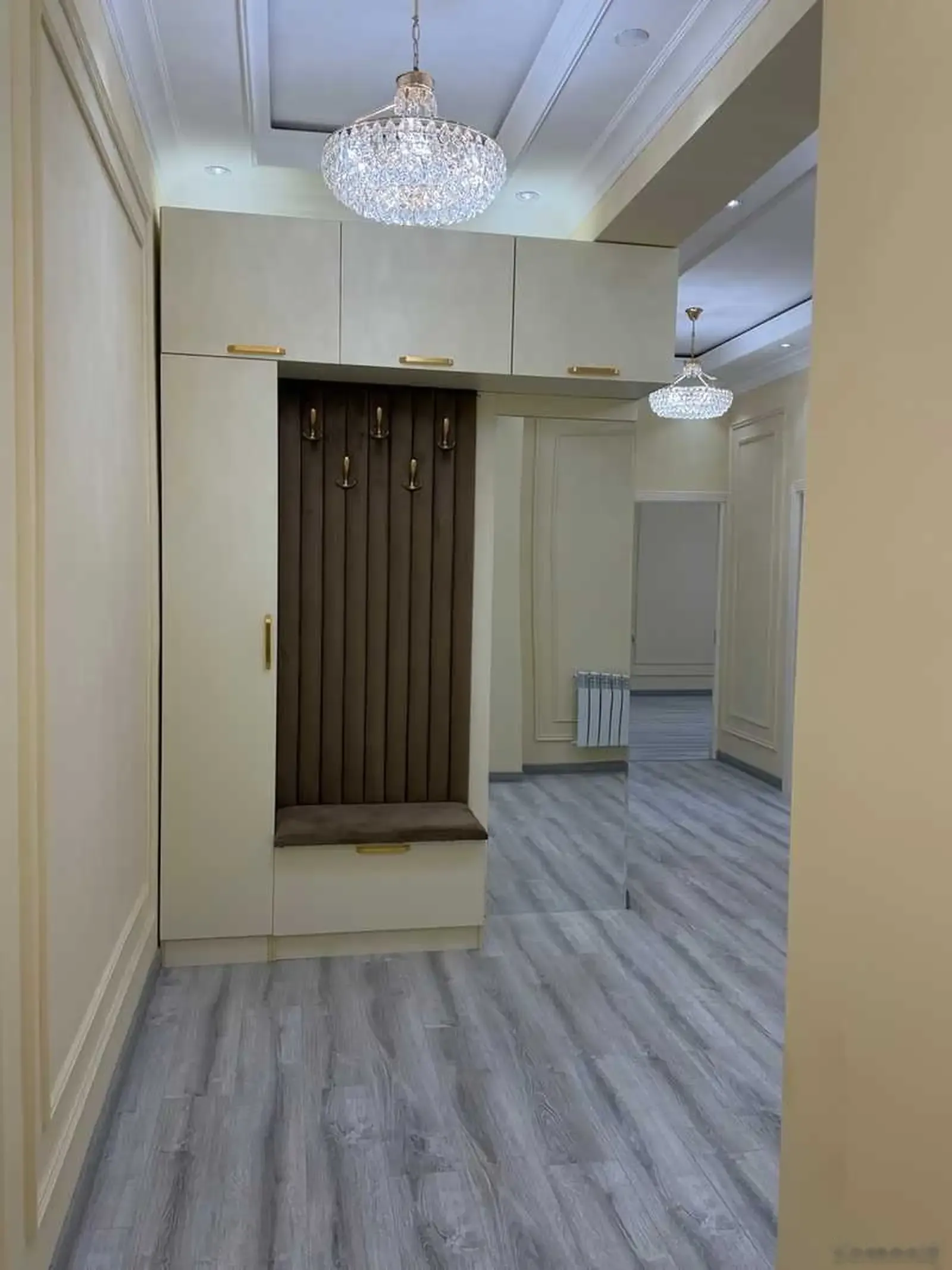 3-комн. квартира, 6 этаж, 98м², Шоҳмансур, Айнӣ, Вазорати нақлиёт