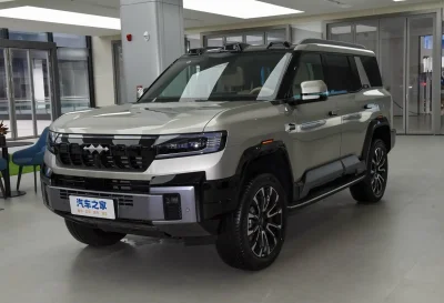 BYD Leopard 8 2025