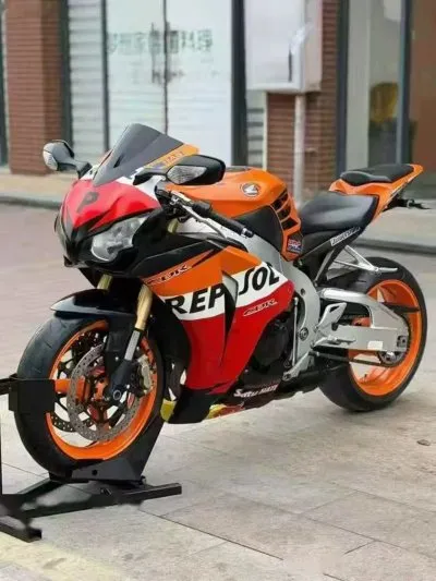 Мотоцикл Honda CBR