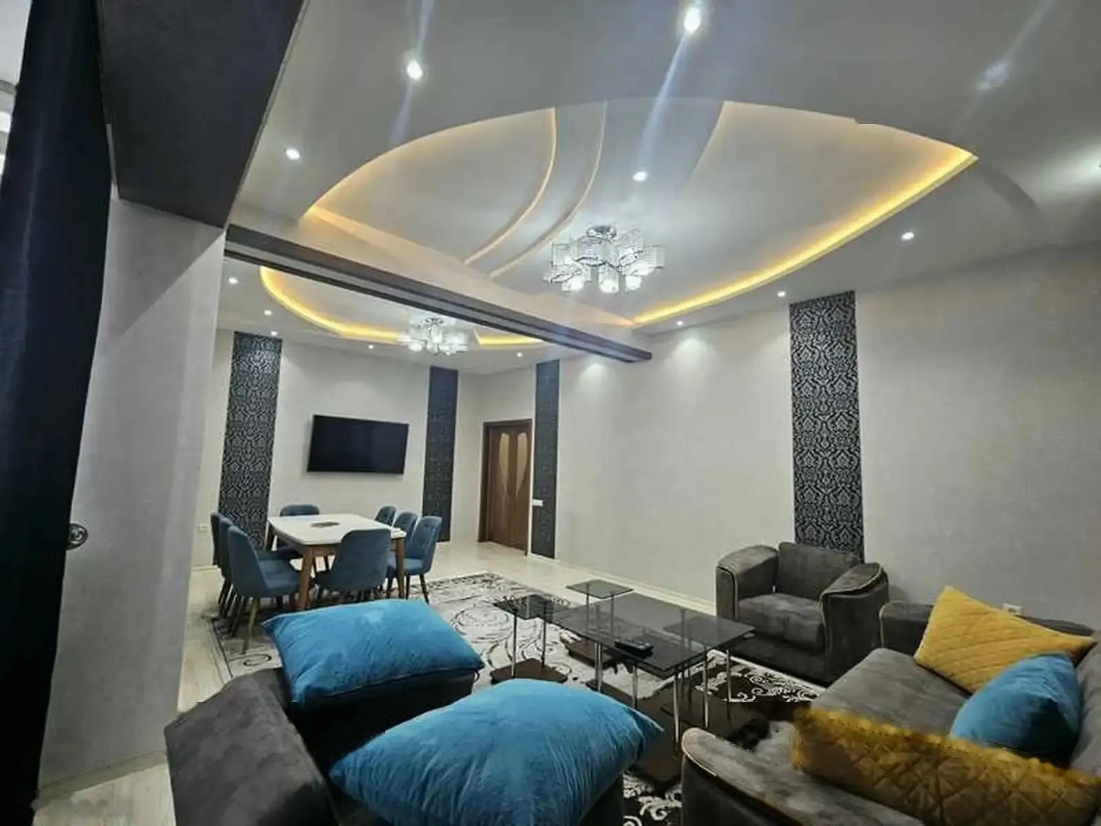 3-комн. квартира, 7 этаж, 125м², Цум, Дом-Арка, И.Сомони
