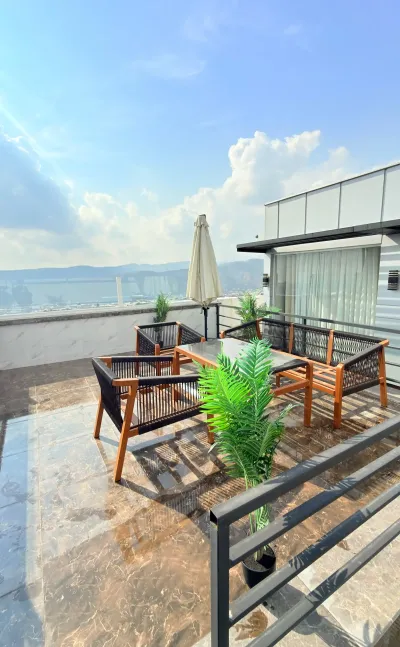 3-комн. квартира, 14 этаж, 175 м², На против Парк Айнӣ (нотариус И. Сомонӣ)