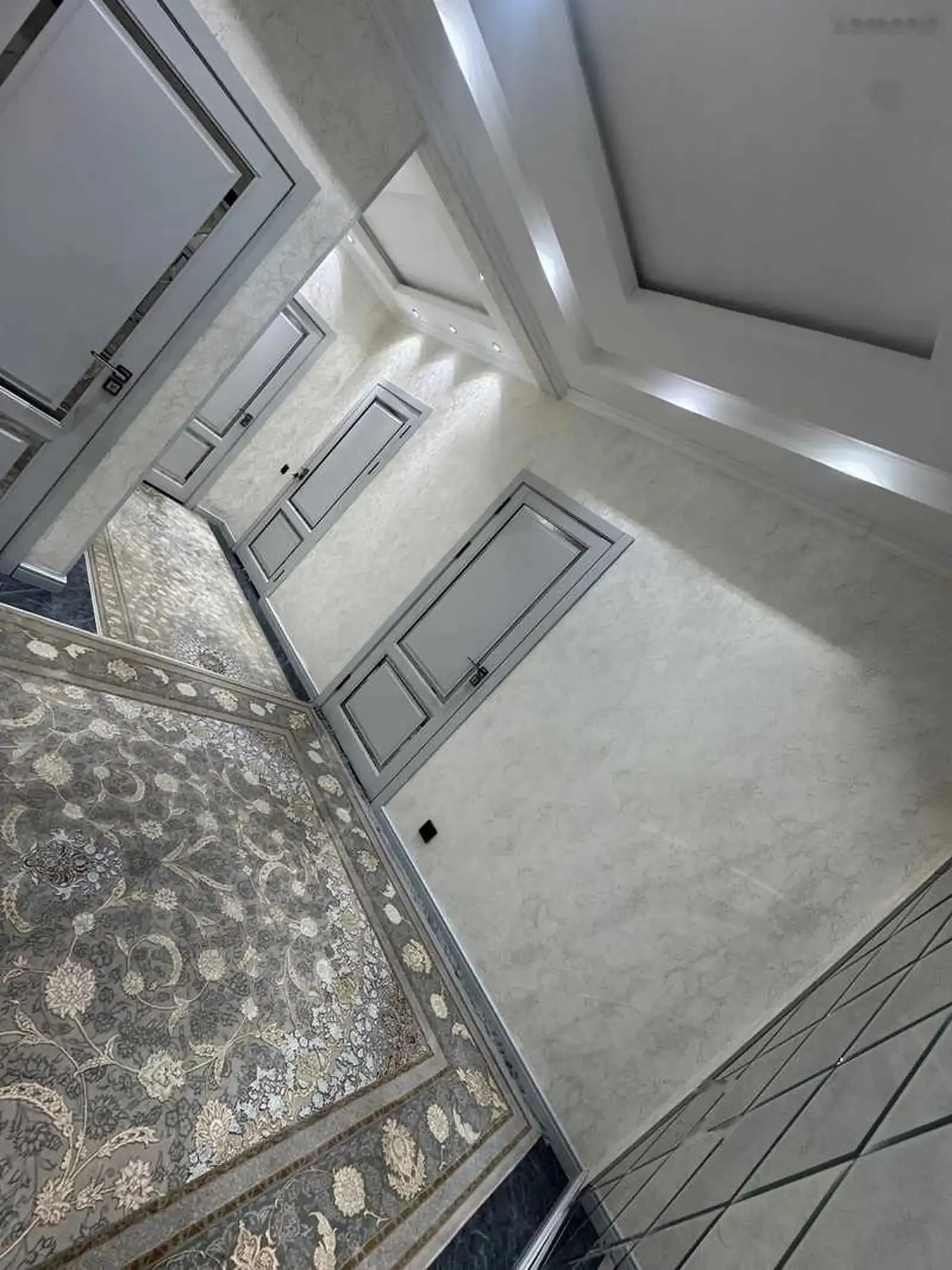 2-комн. квартира, 12 этаж, 82м², кольцевой 3 баз