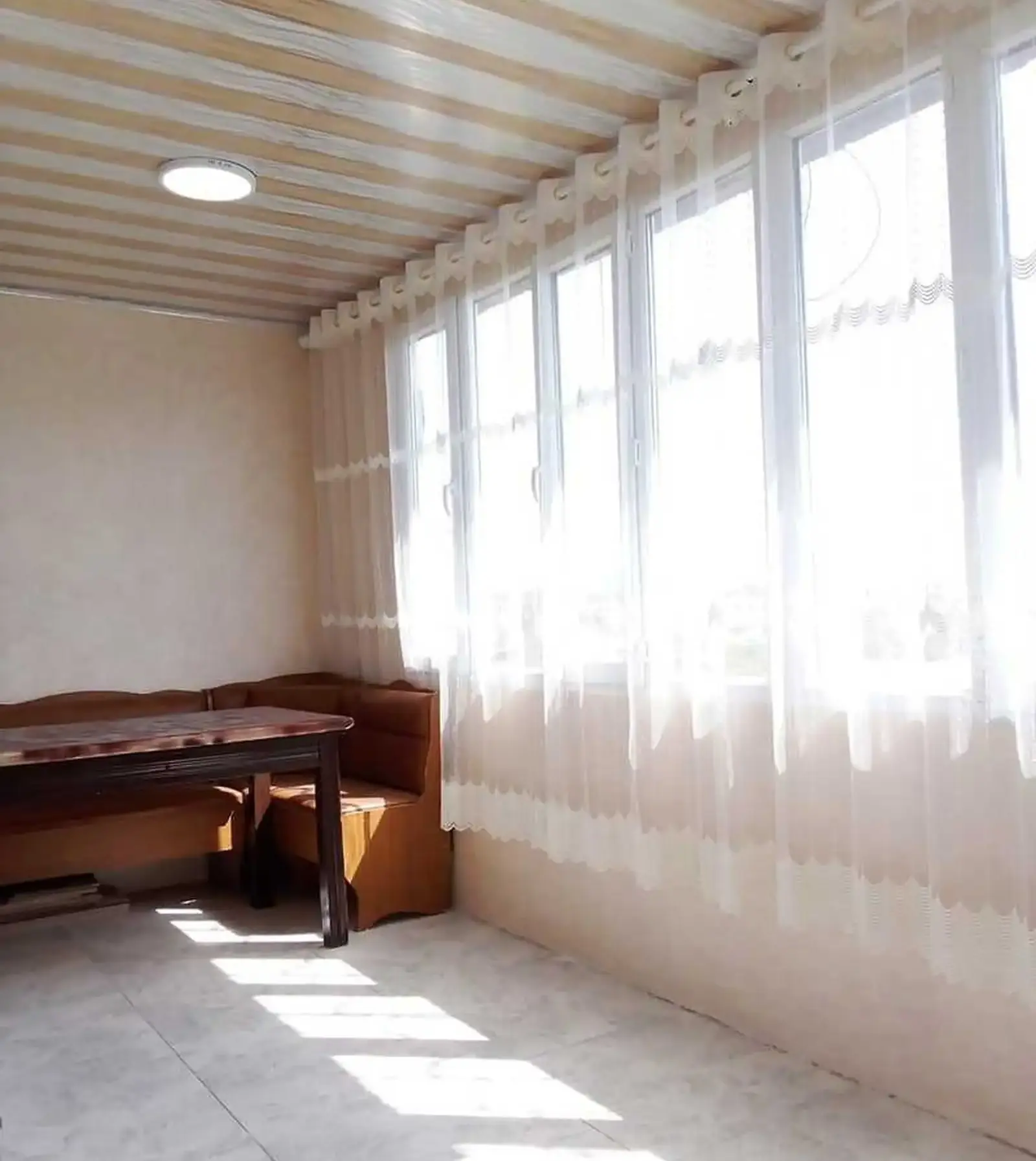 2-комн. квартира, 5 этаж, 65м², сино