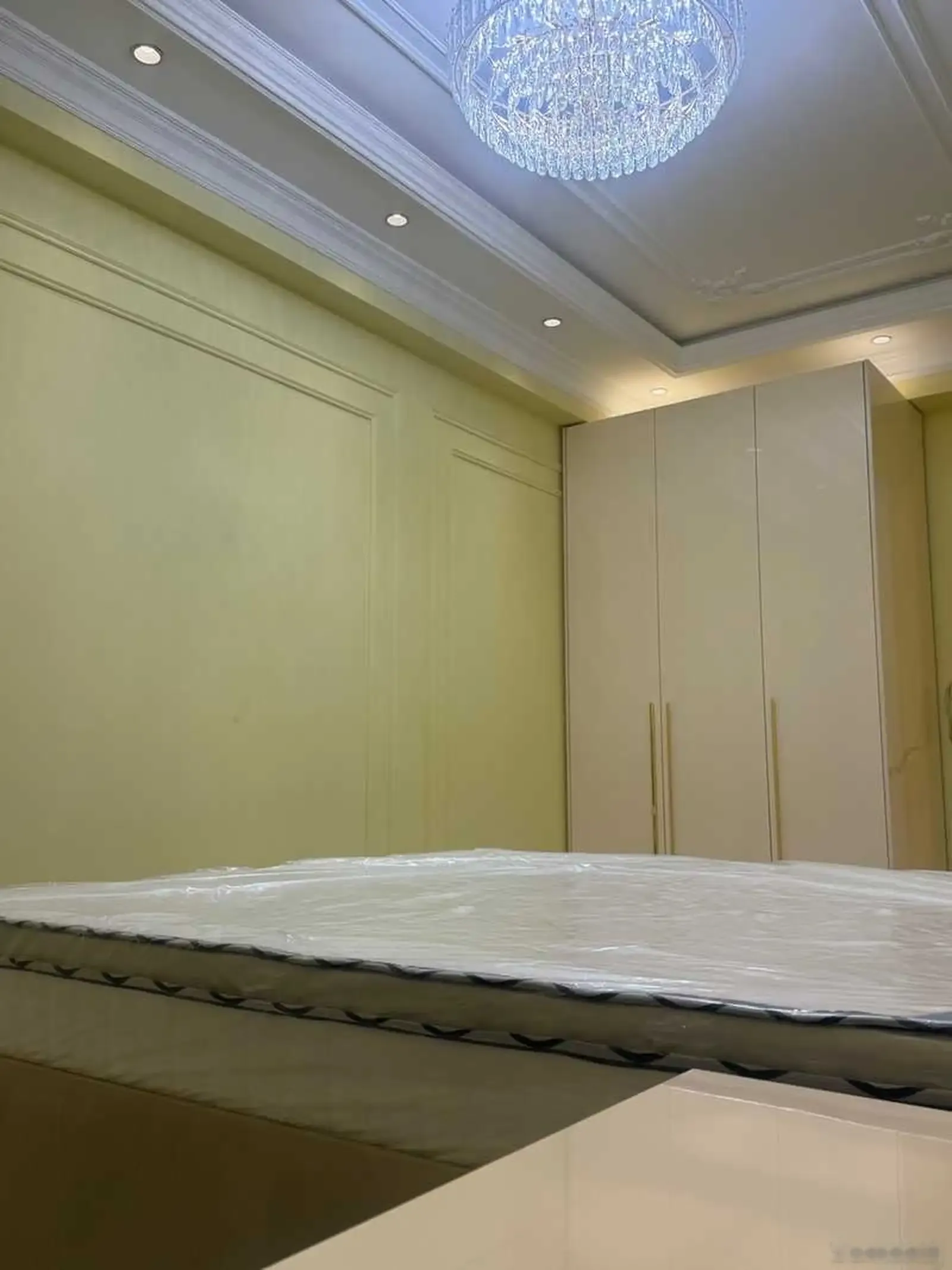 2-комн. квартира, 5 этаж, 86м², Домпечат, Алфемо