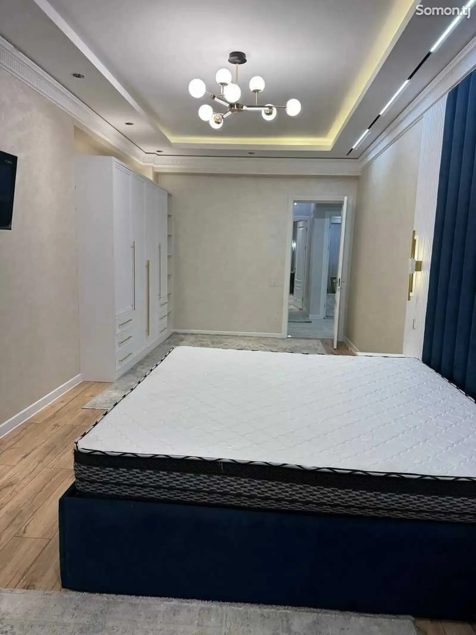 3-комн. квартира, 13 этаж, 130м², Овир