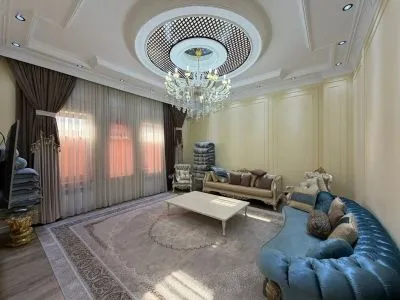 3-этажный, 12 комнатный дом, 700 м², колхози Россия