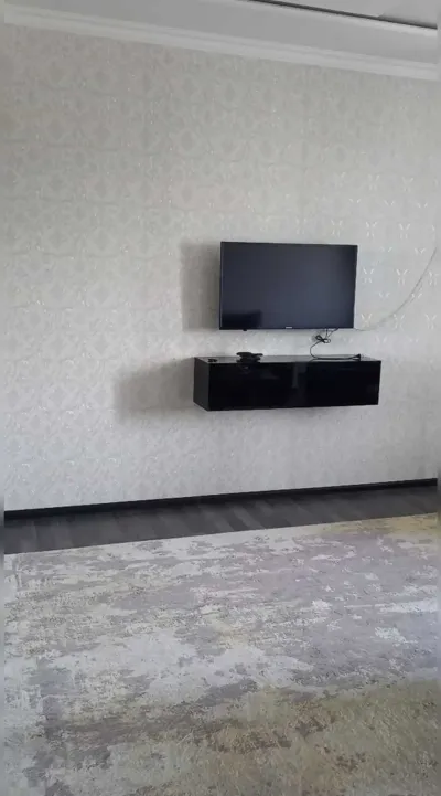 2-комн. квартира, 5 этаж, 67м², Садбарг, Ëкут