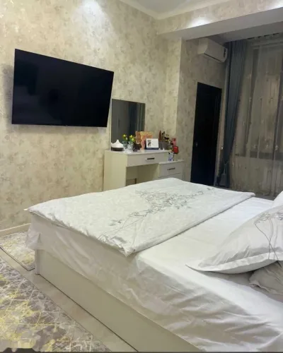 2-комн. квартира, 16 этаж, 70м², Айни