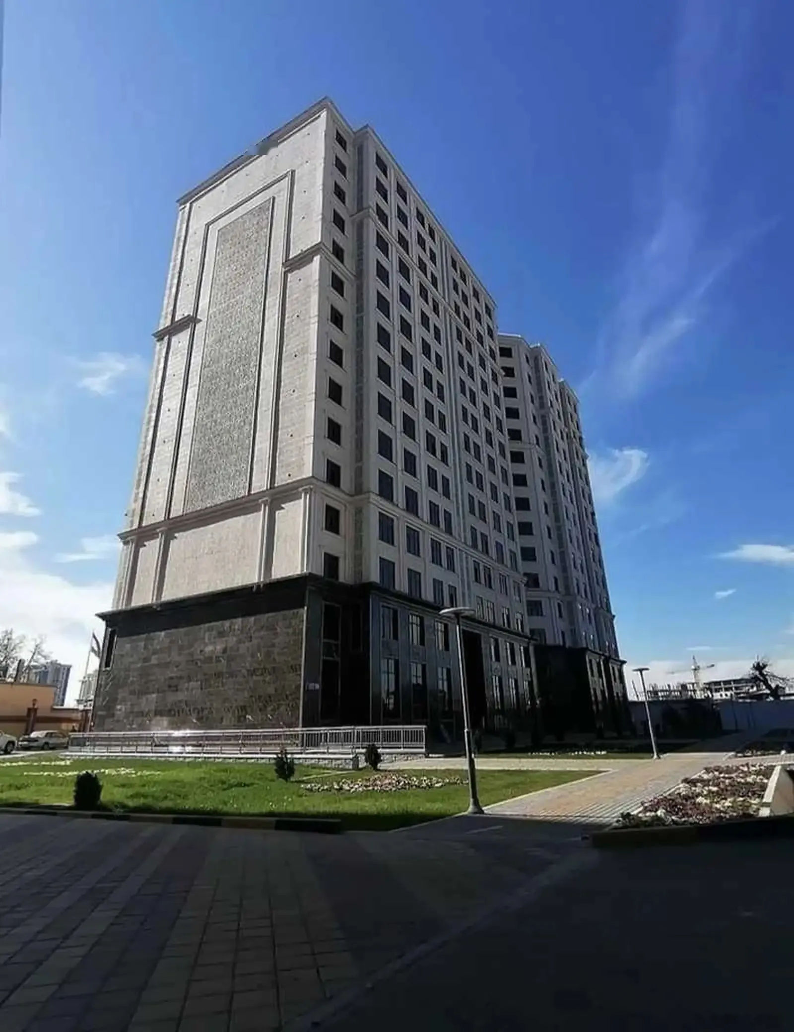 4-к квартира, 3 этаж, 120 м², И Сомони