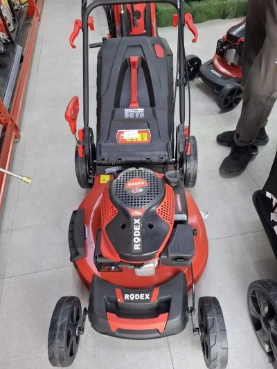 Бензиновая газонокосилька Rodex
