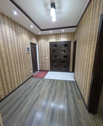 4-комн. квартира, 1 этаж, 104м², Сино