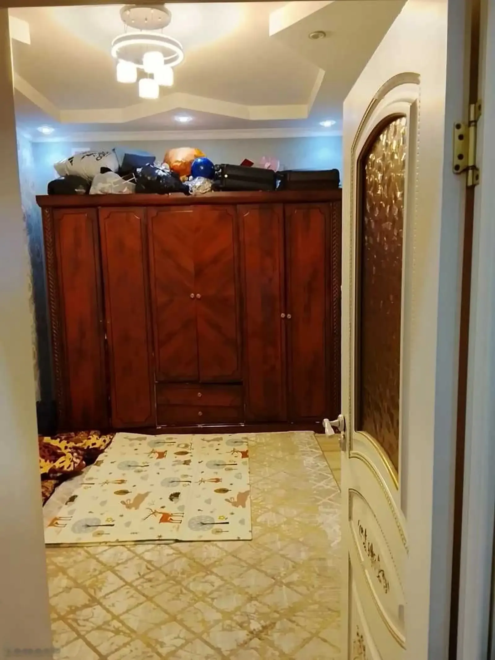 3-комн. квартира, 2 этаж, 91м², Зарафшон