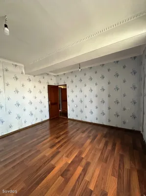 1-комн. квартира, 4 этаж, 54 м², 46й Микрорайон, Улица Сохили, Автосалон BMW, Район Фирдавси