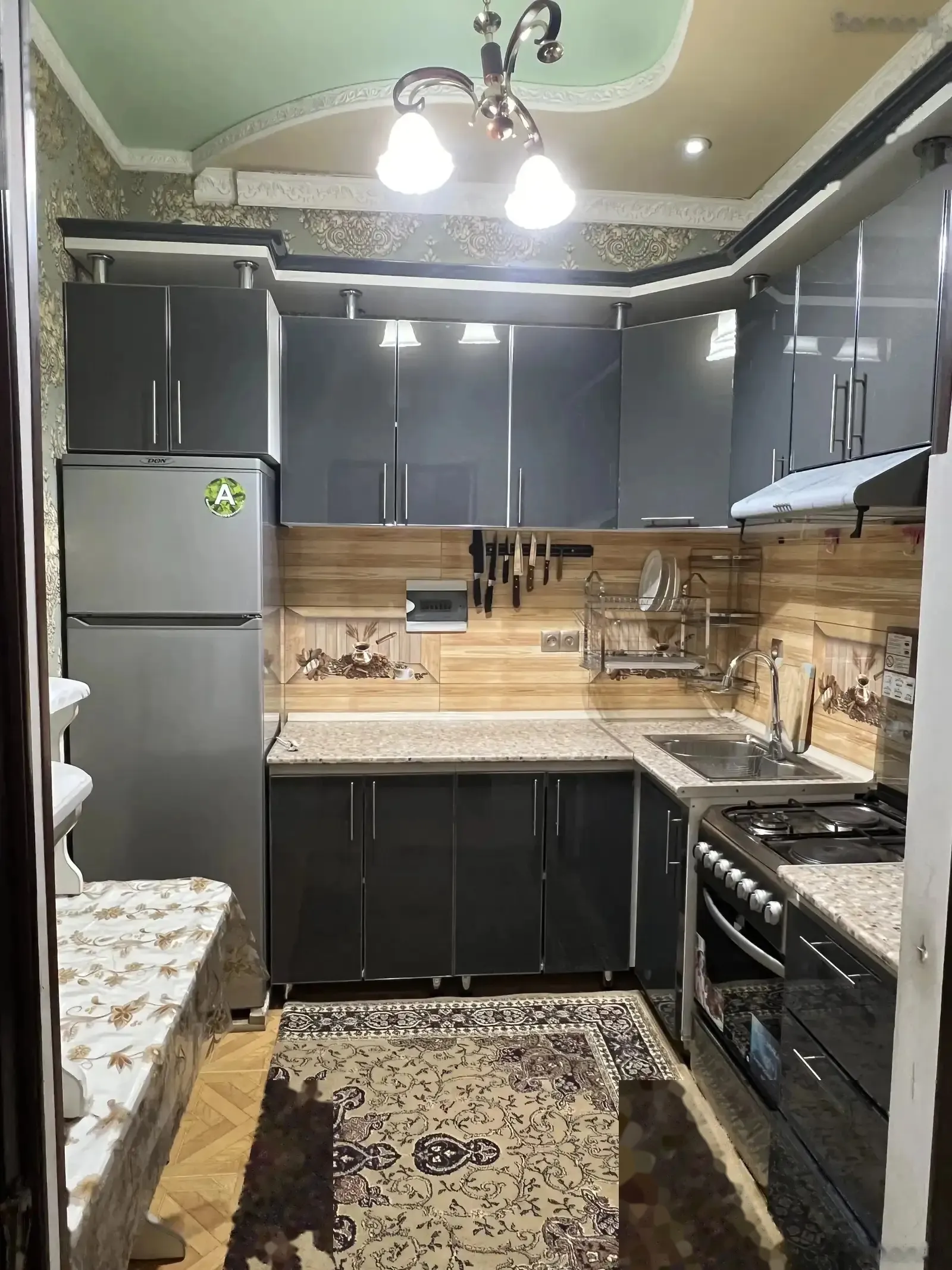 2-комн. квартира, 10 этаж, 64м², Шохмансур