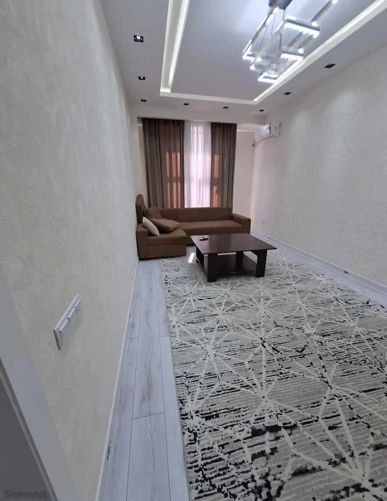 2-комн. квартира, 2 этаж, 80м², садбарг