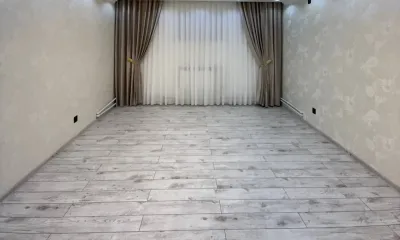 3-комн. квартира, Цокольный этаж, 75 м², Сино, 33мкр, КФС