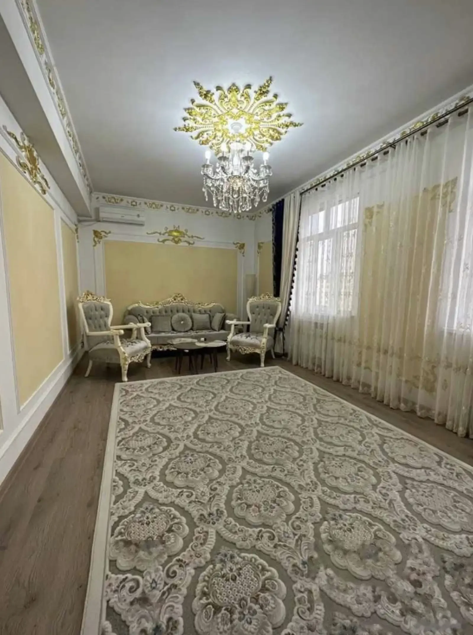 2-комн. квартира, 11 этаж, 100м², Парламент