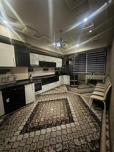 3-комн. квартира, 5 этаж, 130м², Шохмансур