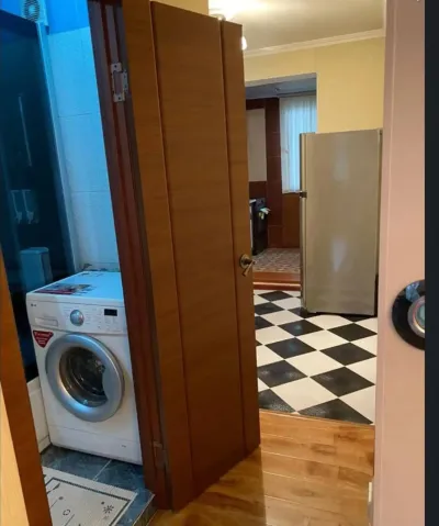 3-комн. квартира, 4 этаж, 70м², Сино