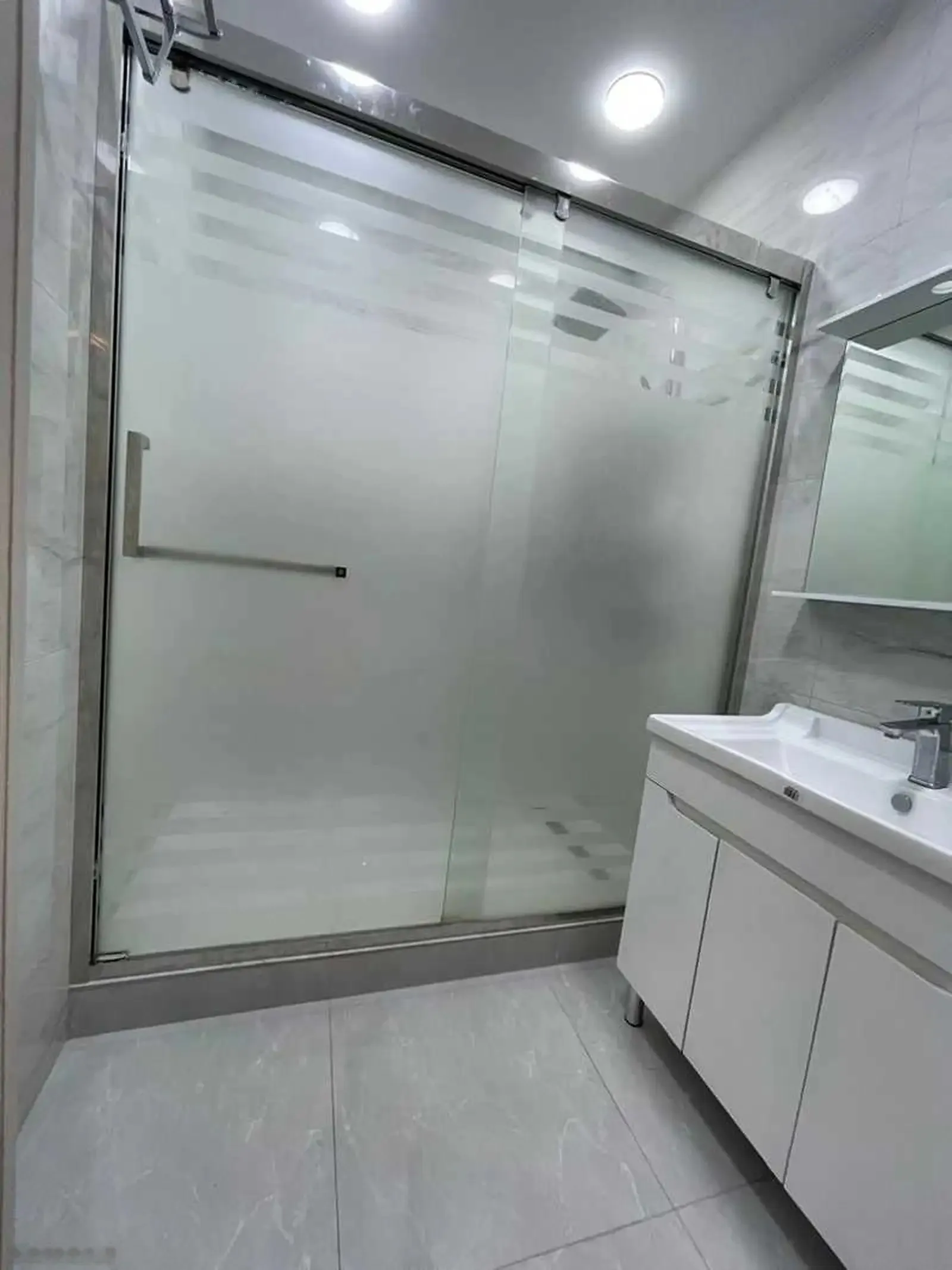 2-комн. квартира, 12 этаж, 97м², Скорый