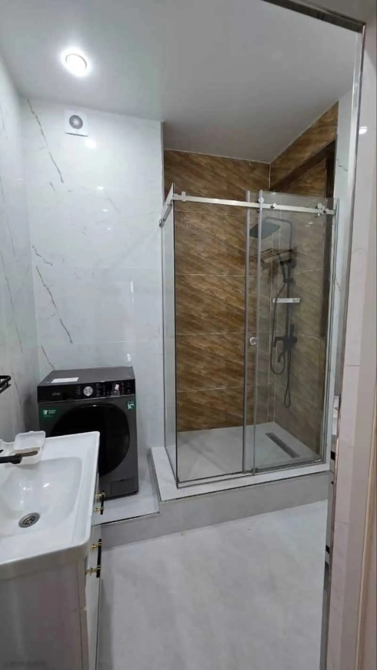 3-комн. квартира, 15 этаж, 125м², чордома