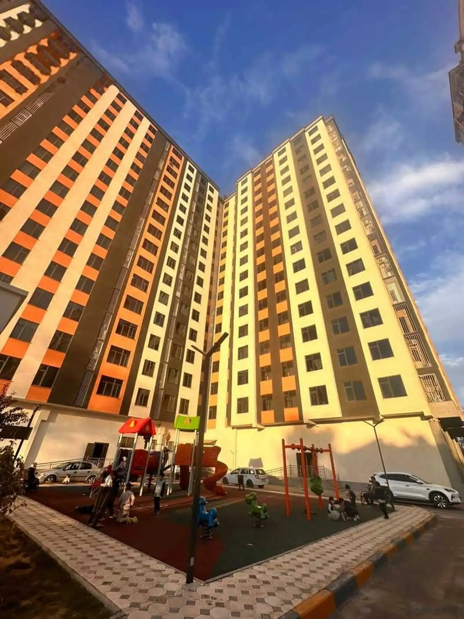 3-комн. квартира, 10 этаж, 80м², Сино 112 мкр