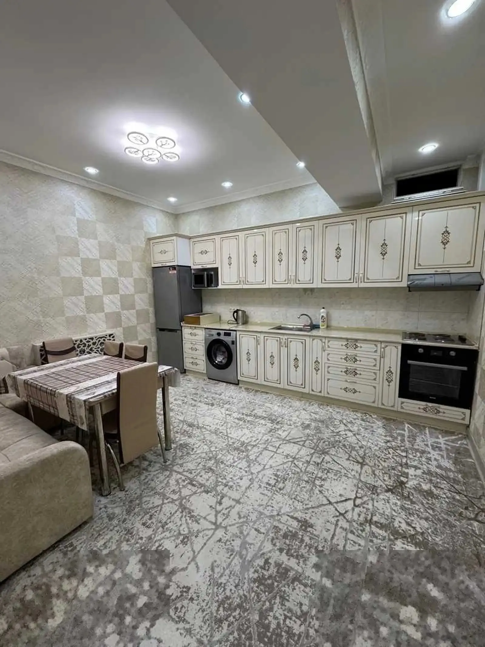 3-комн. квартира, 8 этаж, 133м², Дом Печати