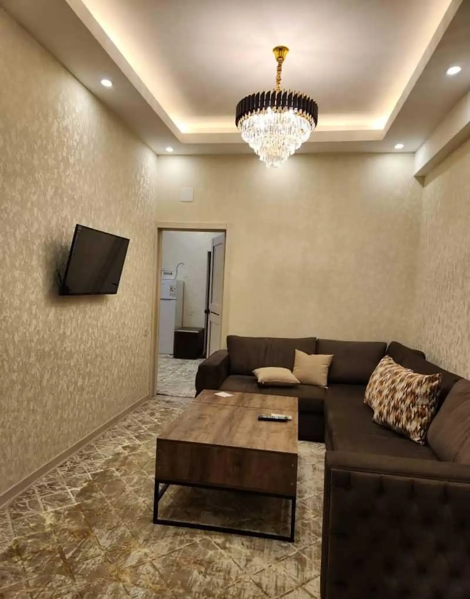 2-комн. квартира, 3 этаж, 64м², Хилтон