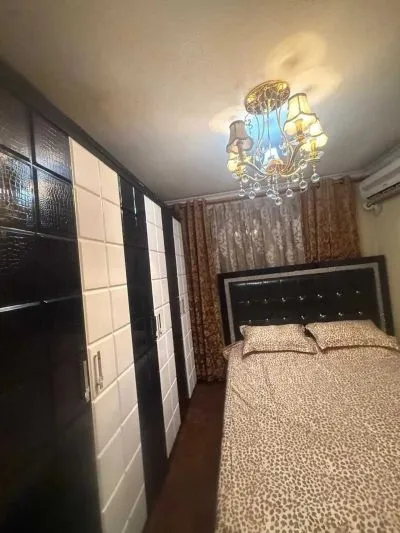 3-комн. квартира, 2 этаж, 70м², 103мкр