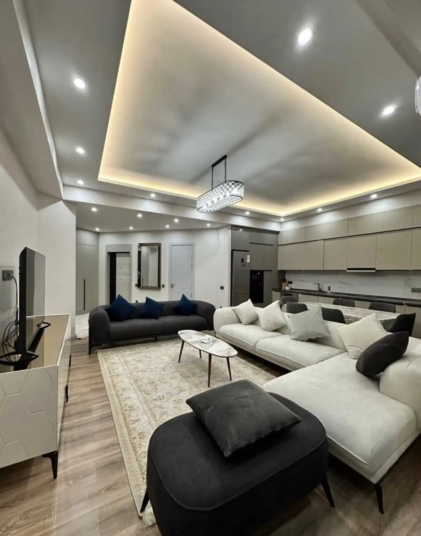 3-комн. квартира, 12 этаж, 120м², гранд отель Мерос