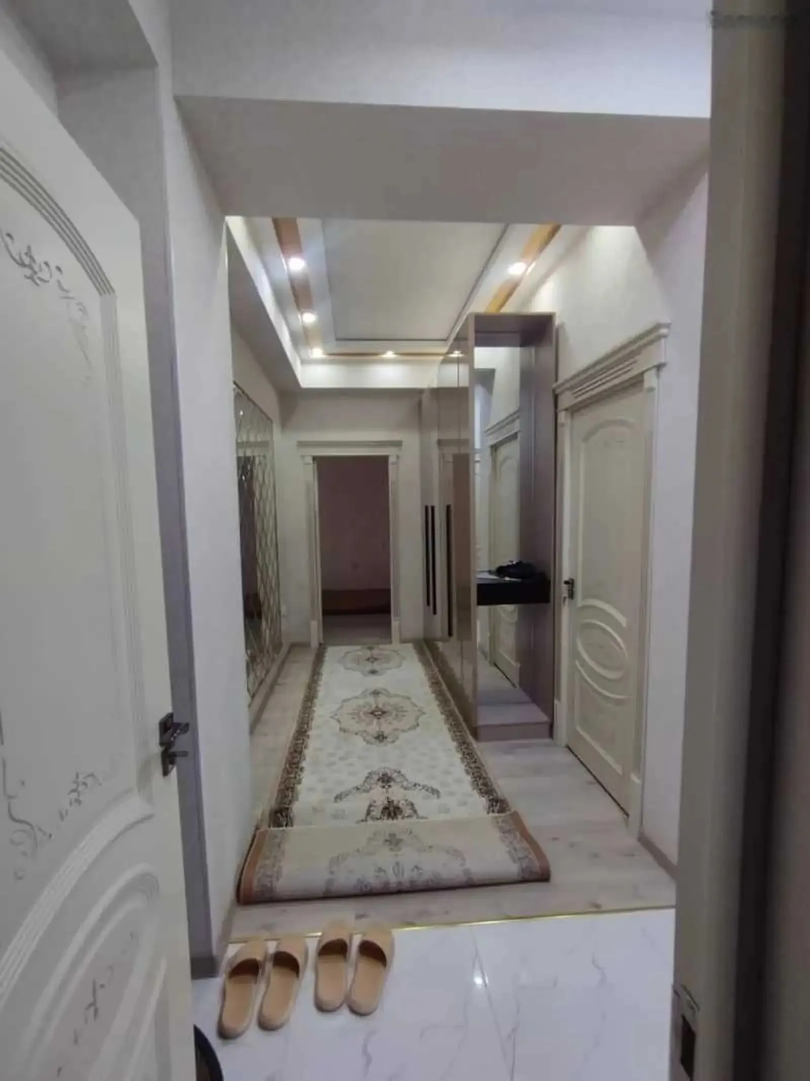 2-комн. квартира, 12 этаж, 80м², Шохмансур