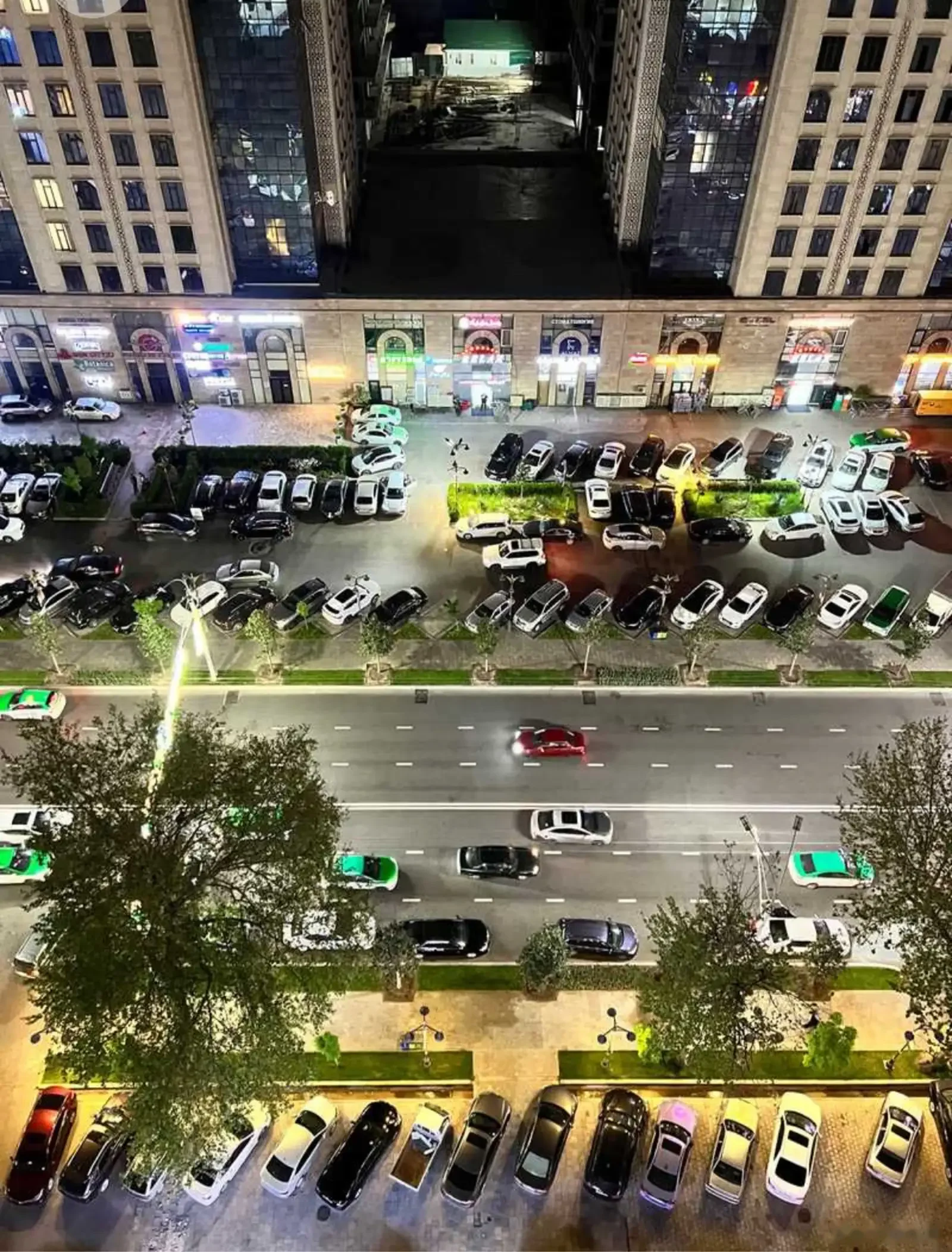 3-комн. квартира, 14 этаж, 120м², Скорый Шохмансур