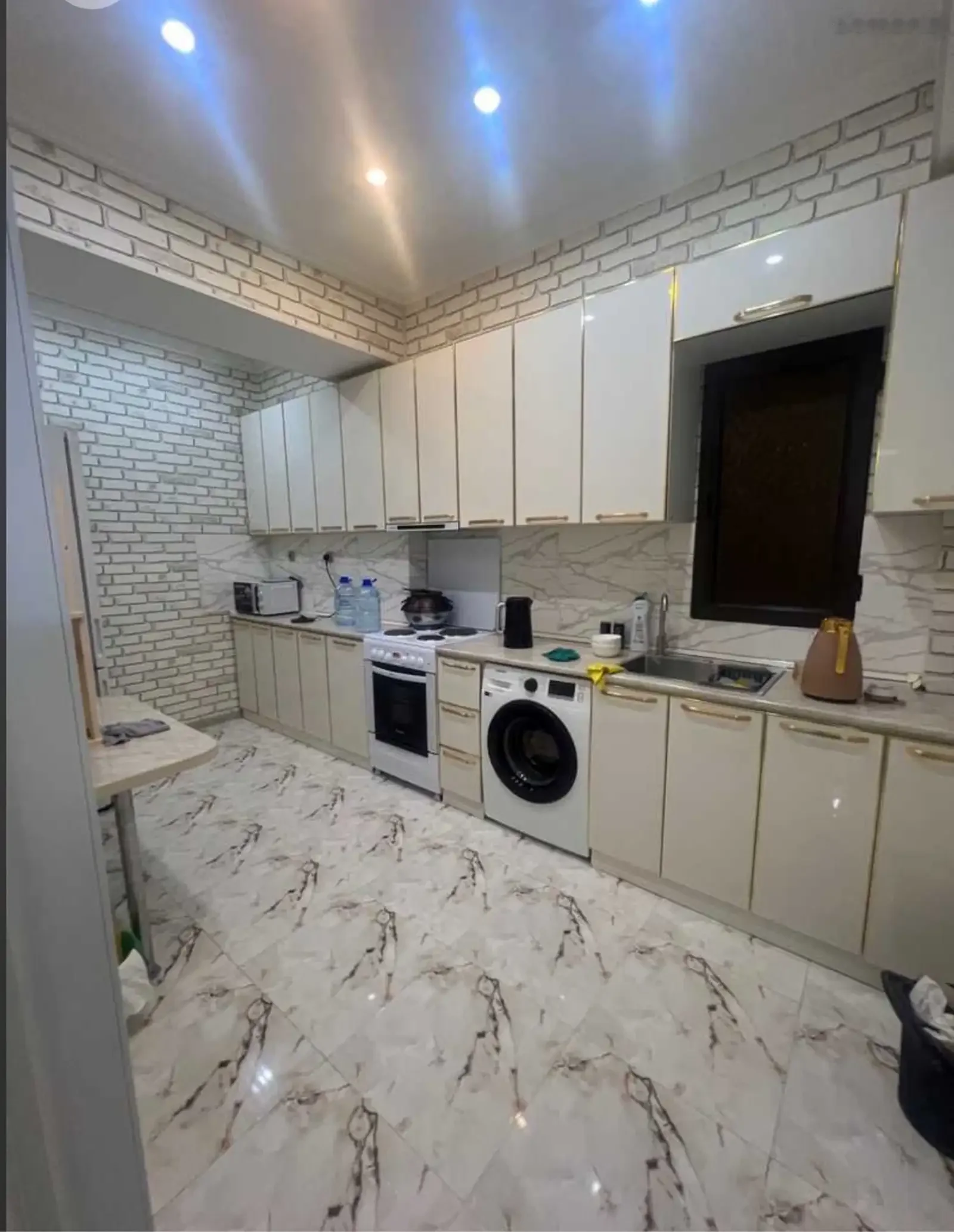 3-комн. квартира, 15 этаж, 130м², Шохмансур, Скорый