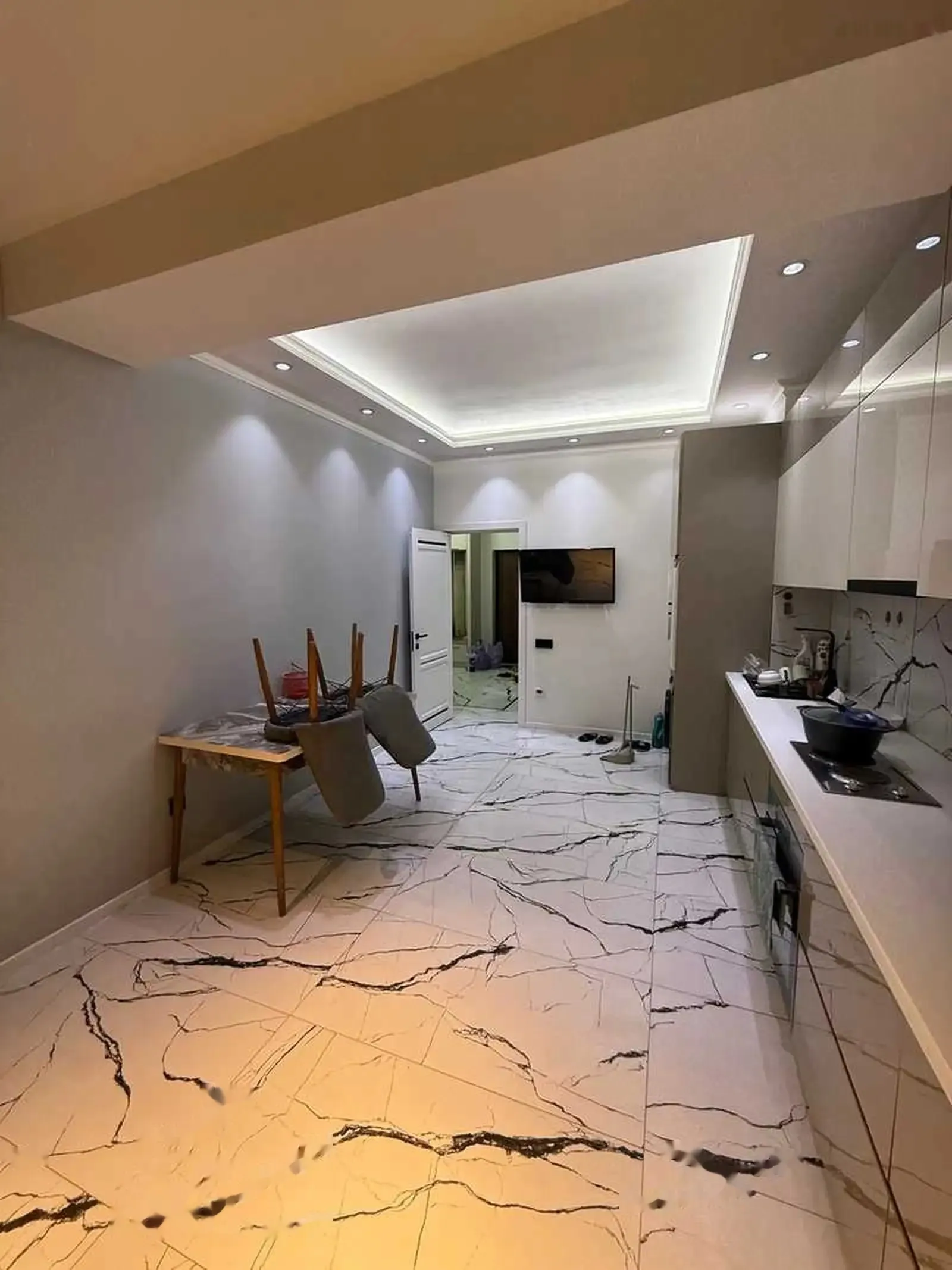 2-комн. квартира, 10 этаж, 96м², Овир