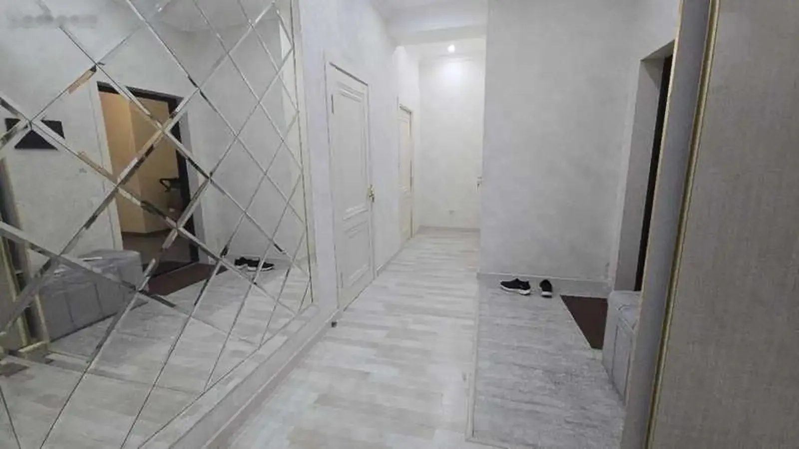2-комн. квартира, 8 этаж, 88м², Караболо