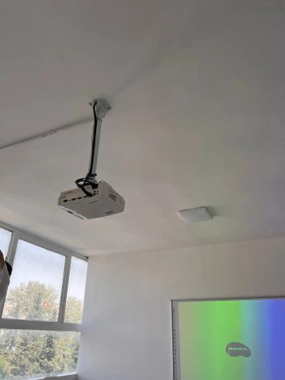 Установка проектора