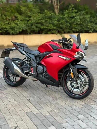 Мотоцикл Voge 300GT