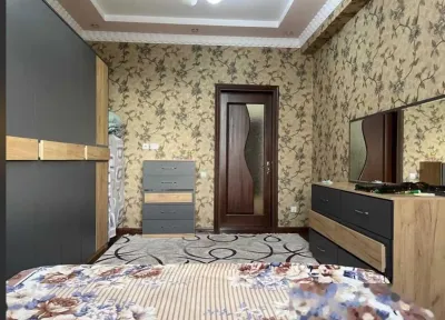 2-комн. квартира, 8 этаж, 80м², сино