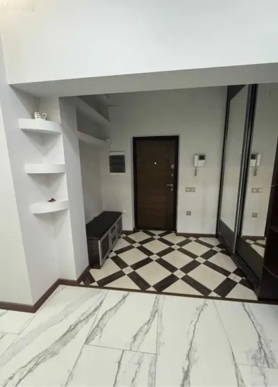 3-комн. квартира, 10 этаж, 107м², Шохмансур