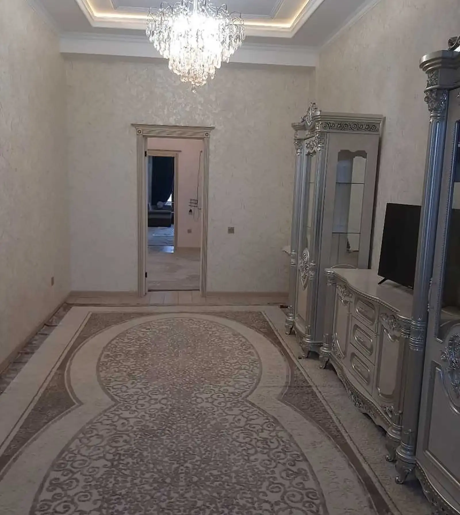 3-комн. квартира, 16 этаж, 100м², Айни