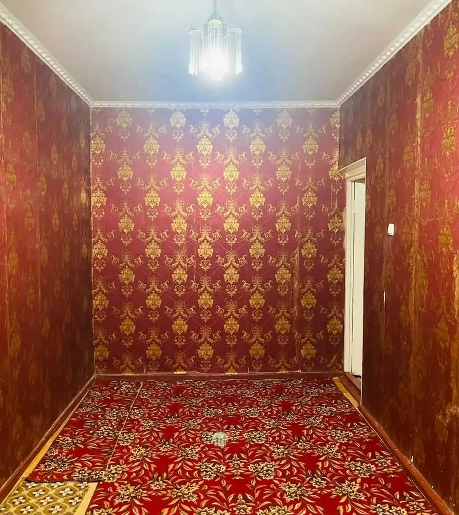 5-комн. квартира, 9 этаж, 100м², 103мкр пушти Маркази савдои Сияриён