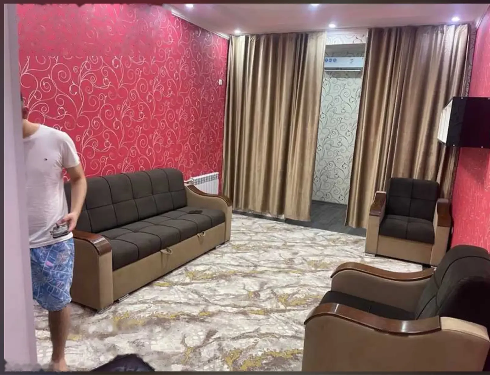 2-комн. квартира, 10 этаж, 60м², Овир, Гранд отель
