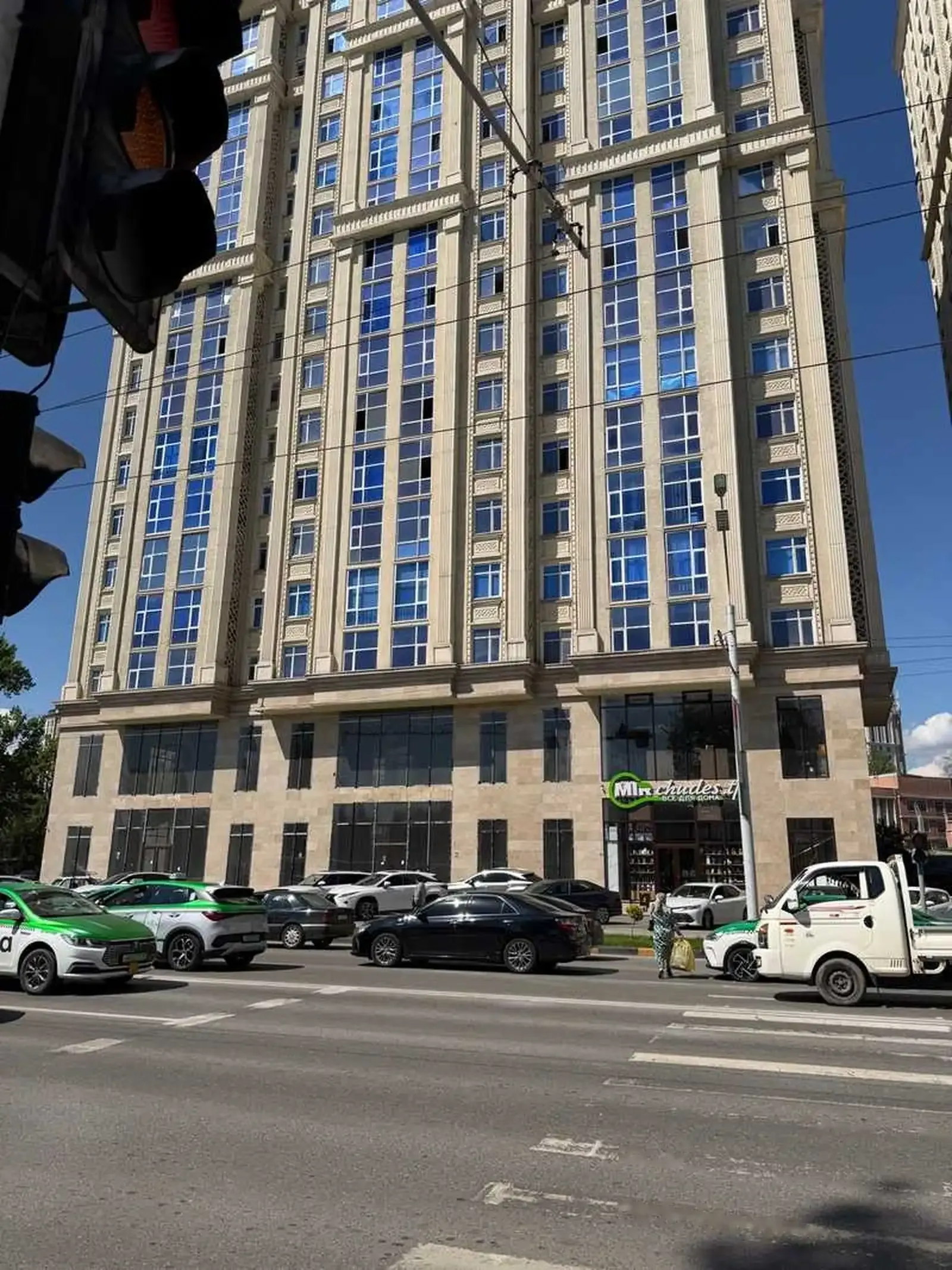 3-комн. квартира, 6 этаж, 98м², Шоҳмансур, Айнӣ, Вазорати нақлиёт