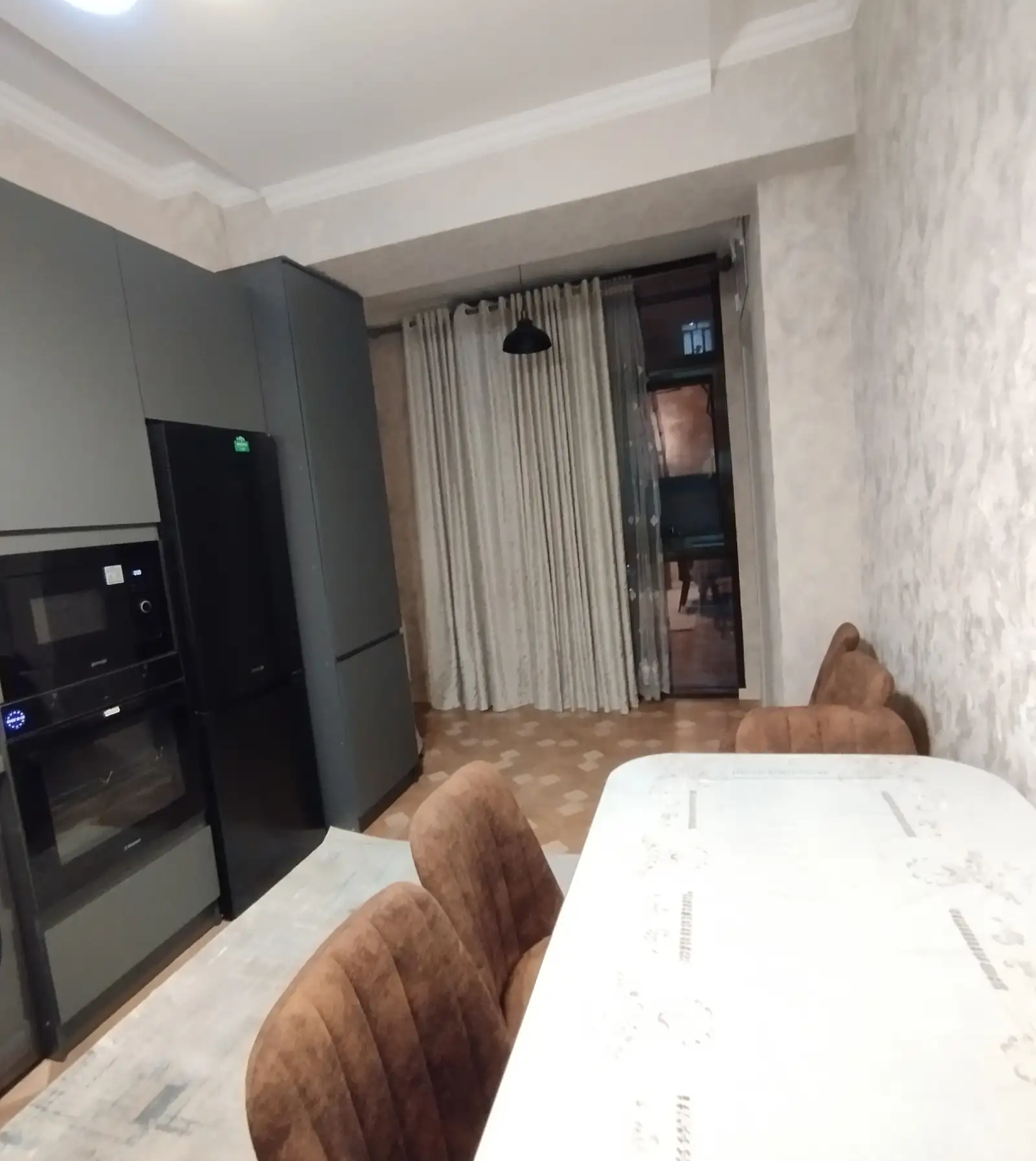 2-комн. квартира, 8 этаж, 68м², Шохмансур
