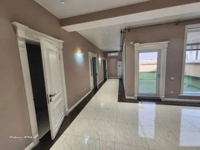 4-комн. квартира, 16 этаж, 240м², шохмансур